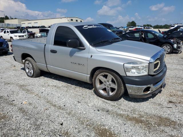1D7HA16K17J606979 - 2007 DODGE RAM 1500 ST ვერცხლისფერი ფოტო 4