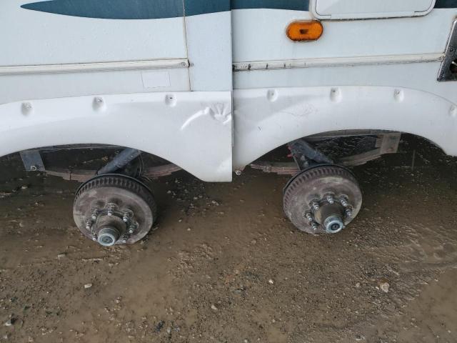 4YDF340225D511958 - 2005 KEYSTONE MONTANA 白色 照片 8