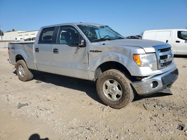 1FTFW1EF4EFB70359 - 2014 FORD F150 SUPERCREW SILVER photo 4