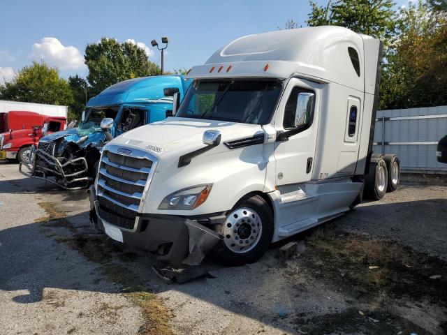 3AKJHHDR3KSKH9913 - 2019 FREIGHTLINER CASCADIA 1 WHITE photo 2