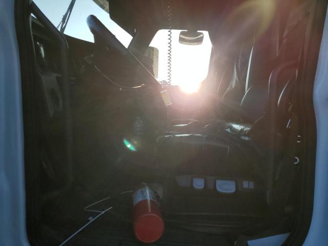3AKJHHDR3KSKH9913 - 2019 FREIGHTLINER CASCADIA 1 WHITE photo 5