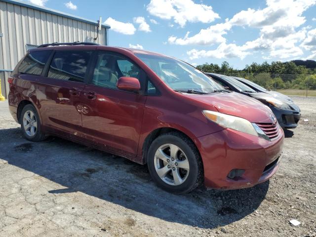 5TDKZ3DC9HS767861 - 2017 TOYOTA SIENNA LE BURGUNDY photo 4