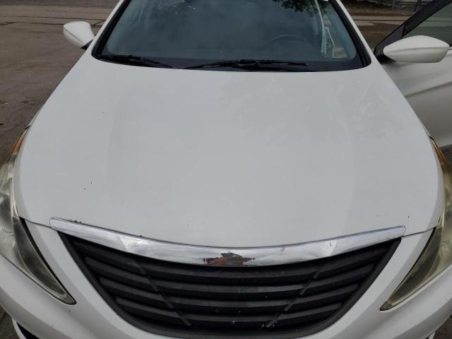 5NPEC4AC3CH389060 - 2012 HYUNDAI SONATA SE თეთრი ფოტო 11