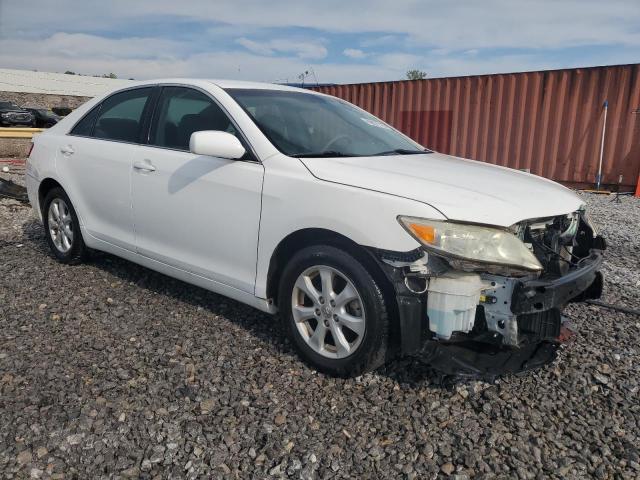 4T1BF3EK4BU631523 - 2011 TOYOTA CAMRY BASE Білий фото 4