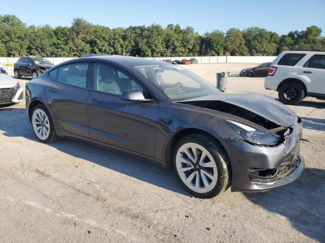 5YJ3E1EB9MF044729 - 2021 TESLA MODEL 3 GRAY photo 4