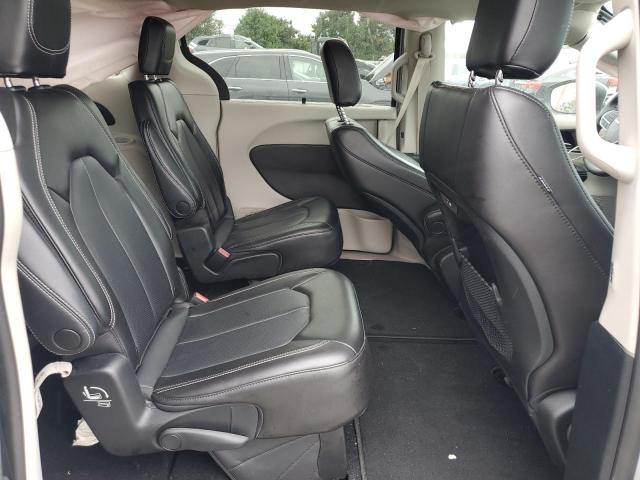 2C4RC1BG2PR502720 - 2023 CHRYSLER PACIFICA TOURING L SILVER photo 11