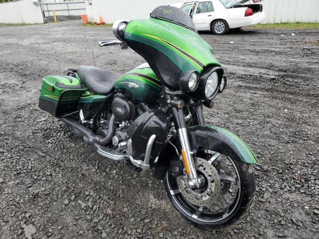 1HD1PZ818BB956365 - 2011 HARLEY-DAVIDSON FLHXSE2 GREEN photo 1