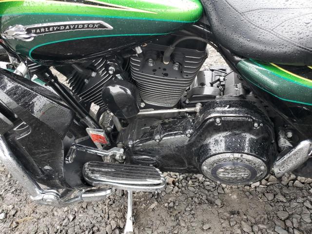 1HD1PZ818BB956365 - 2011 HARLEY-DAVIDSON FLHXSE2 GREEN photo 7