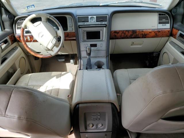 5LMFU27R63LJ48230 - 2003 LINCOLN NAVIGATOR ნაცრისფერი ფოტო 8