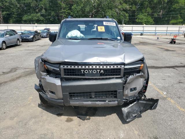 JTEABFAJ0S5015463 - 2025 TOYOTA LAND CRUIS BASE Szary zdjęcie 5