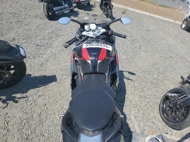 WB1050903AZV93948 - 2010 BMW K1300 S GRAY photo 6