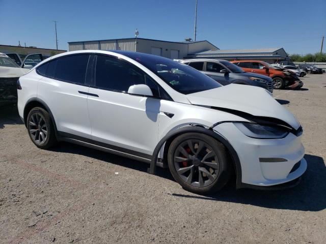 7SAXCBE65PF404828 - 2023 TESLA MODEL X WHITE photo 4