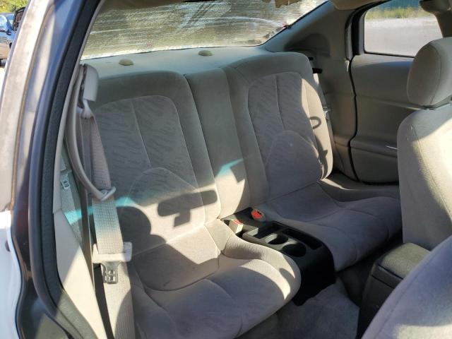 1G8ZY12762Z196728 - 2002 SATURN SC2 WHITE photo 10