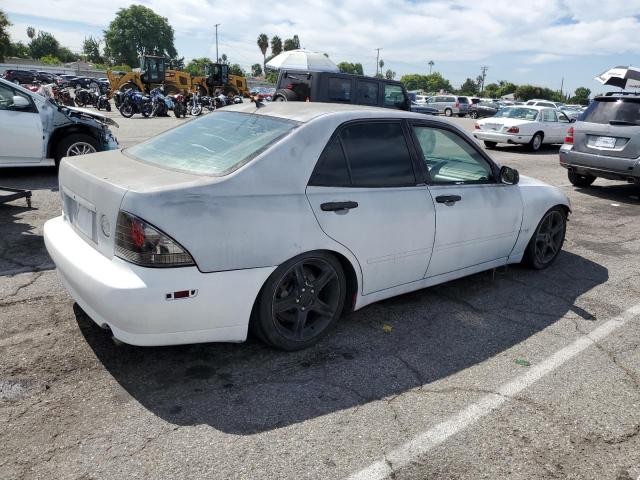 JTHBD192330078315 - 2003 LEXUS IS 300 WHITE photo 3