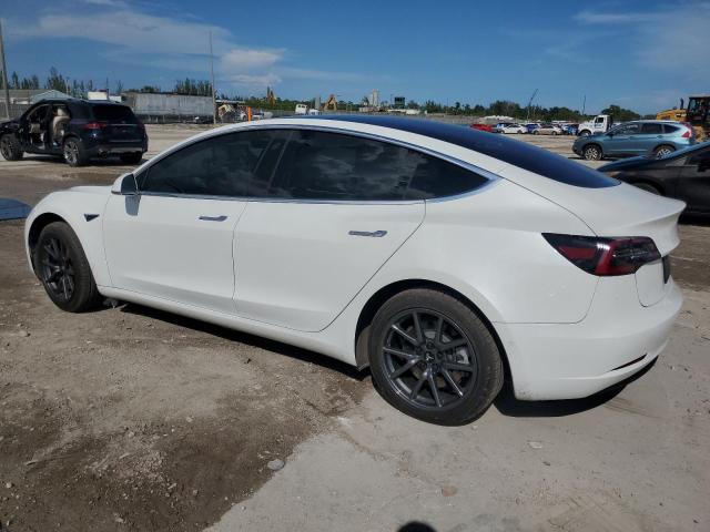 5YJ3E1EA8JF017251 - 2018 TESLA MODEL 3 Սպիտակ լուսանկար 2