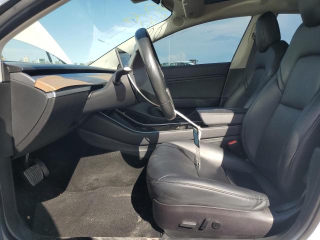 5YJ3E1EA8JF017251 - 2018 TESLA MODEL 3 Սպիտակ լուսանկար 7