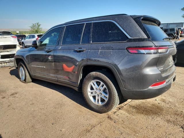 1C4RJHAG5SC291076 - 2025 JEEP GRAND CHER LAREDO CHARCOAL photo 2