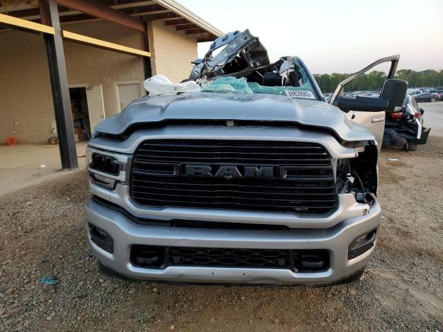 3C63RRJL4MG540718 - 2021 RAM 3500 LARAMIE SILVER photo 5