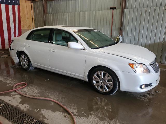 4T1BK3DB0AU352016 - 2010 TOYOTA AVALON XL WHITE photo 4