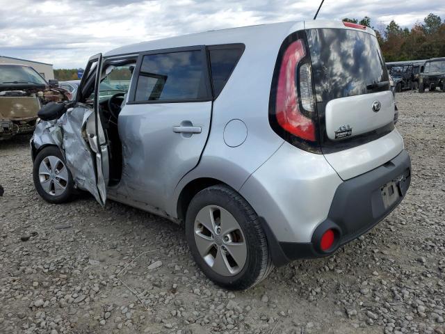 KNDJN2A24F7761115 - 2015 KIA SOUL SILVER photo 2