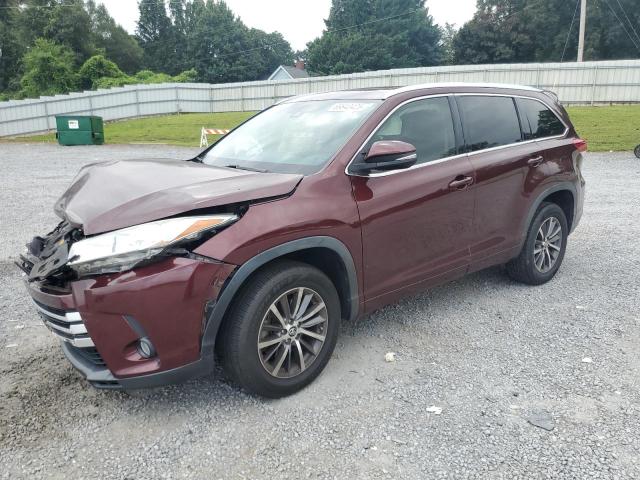 2017 TOYOTA HIGHLANDER SE, 