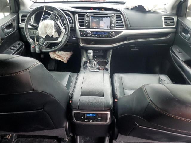 5TDKZRFHXHS232016 - 2017 TOYOTA HIGHLANDER SE RED photo 8