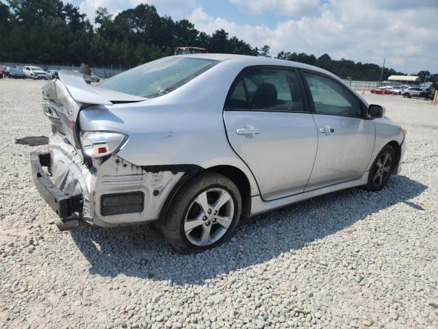 2T1BU4EE1CC784501 - 2012 TOYOTA COROLLA BASE فضي صورة 3