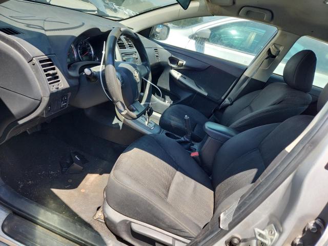 2T1BU4EE1CC784501 - 2012 TOYOTA COROLLA BASE فضي صورة 7
