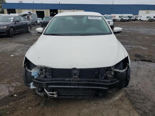 3VWDX7AJ9DM254982 - 2013 VOLKSWAGEN JETTA SE WHITE photo 5