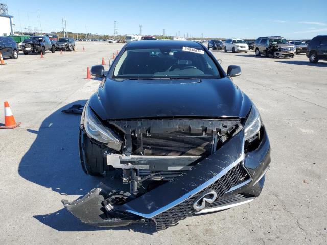 SJKCH5CP9HA035554 - 2017 INFINITI QX30 BASE BLACK photo 5