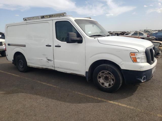 1N6BF0KMXHN805944 - 2017 NISSAN NV 1500 S WHITE photo 4