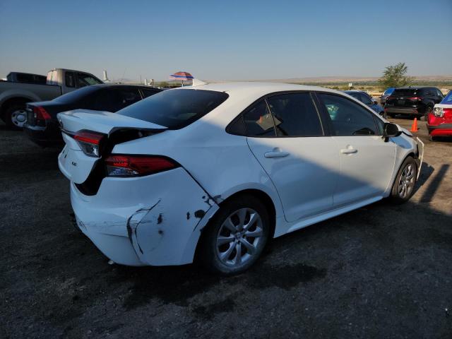 5YFEPRAE2LP050036 - 2020 TOYOTA COROLLA LE 白色 照片 3