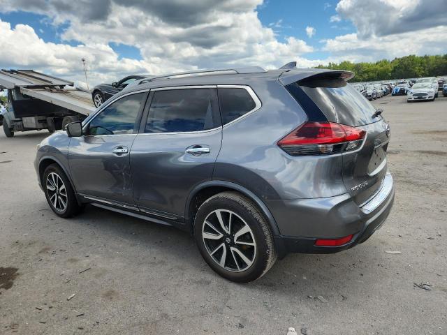 JN8AT2MV8JW351349 - 2018 NISSAN ROGUE S GRAY photo 2
