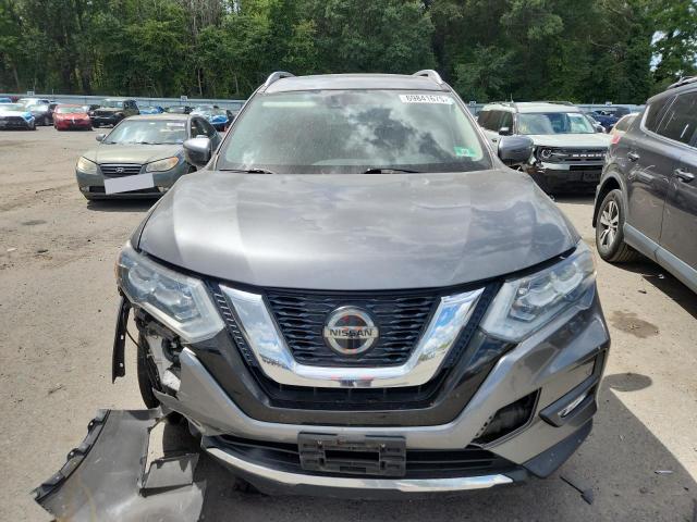 JN8AT2MV8JW351349 - 2018 NISSAN ROGUE S GRAY photo 5