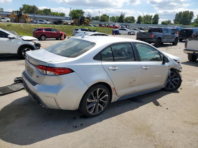 JTDS4MCE4MJ068698 - 2021 TOYOTA COROLLA SE ვერცხლისფერი ფოტო 3