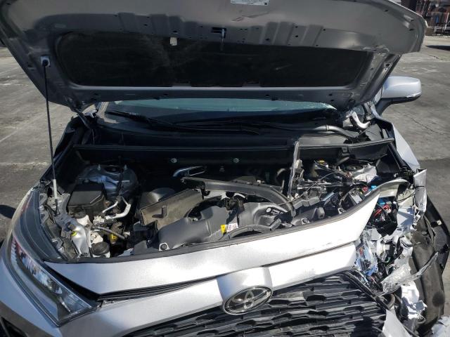 2T3W1RFV4MC095518 - 2021 TOYOTA RAV4 XLE Gümüş foto 12