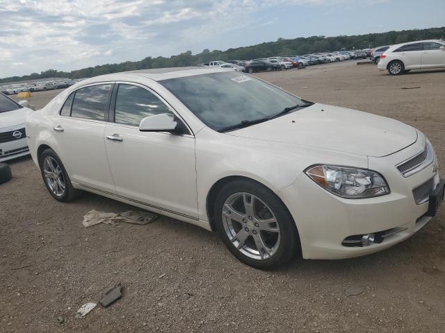 1G1ZE5E79AF325426 - 2010 CHEVROLET MALIBU LTZ 白色 照片 4