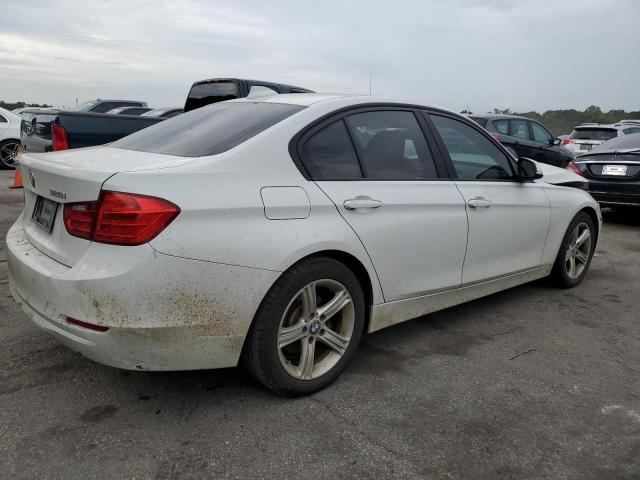 WBA3A5C58FF608172 - 2015 BMW 328 I WHITE photo 3