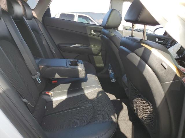 5XXGT4L37KG295215 - 2019 KIA OPTIMA LX WHITE photo 10