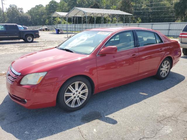 2005 TOYOTA AVALON XL, 