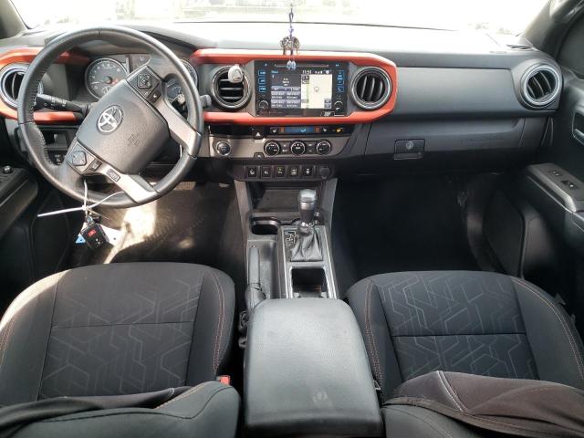 3TMAZ5CN2HM033220 - 2017 TOYOTA TACOMA DOUBLE CAB 黑色 照片 8