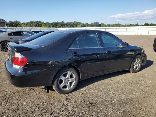 4T1BE32KX5U019032 - 2005 TOYOTA CAMRY LE BLACK photo 3