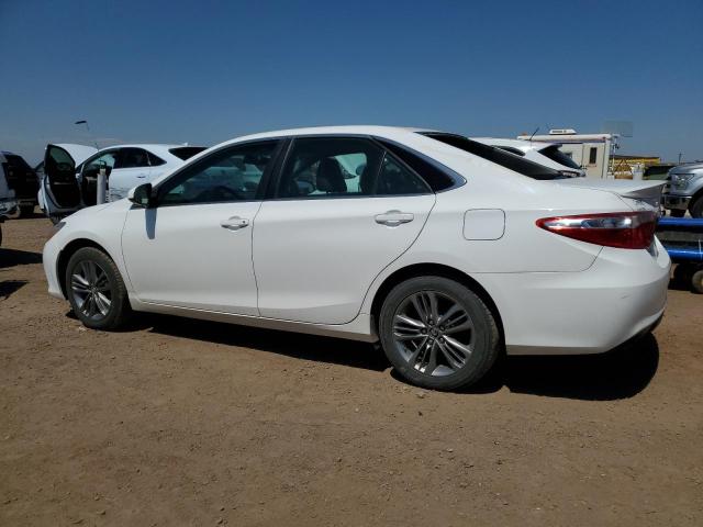 4T1BF1FK7HU378757 - 2017 TOYOTA CAMRY LE WHITE photo 2