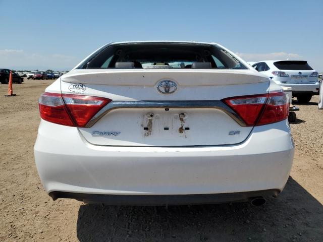 4T1BF1FK7HU378757 - 2017 TOYOTA CAMRY LE WHITE photo 6