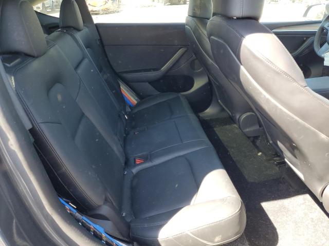 7SAYGDEE2NA021421 - 2022 TESLA MODEL Y Grau Foto 11