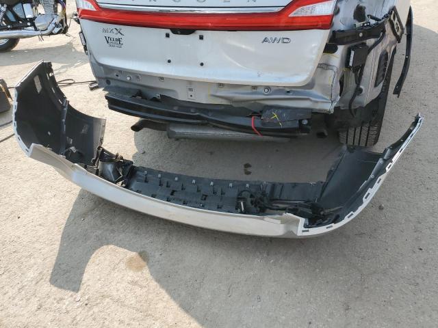 2LMTJ8LR0GBL20785 - 2016 LINCOLN MKX RESERVE 银色 照片 13