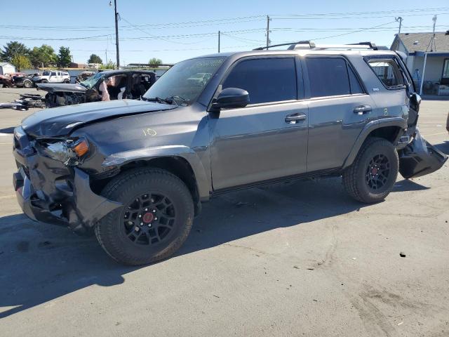 2020 TOYOTA 4RUNNER SR5/SR5 PREMIUM, 
