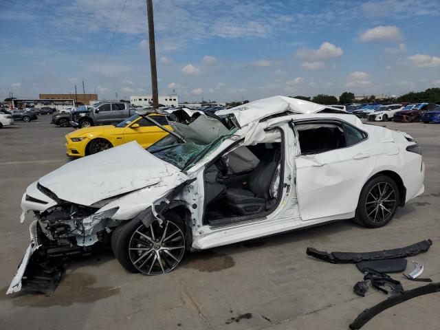 4T1G11AK4RU245032 - 2024 TOYOTA CAMRY SE NIGHT SHADE WHITE photo 1