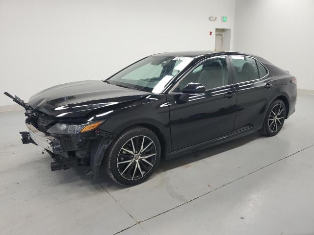4T1G11AK7PU729290 - 2023 TOYOTA CAMRY SE NIGHT SHADE BLACK photo 1