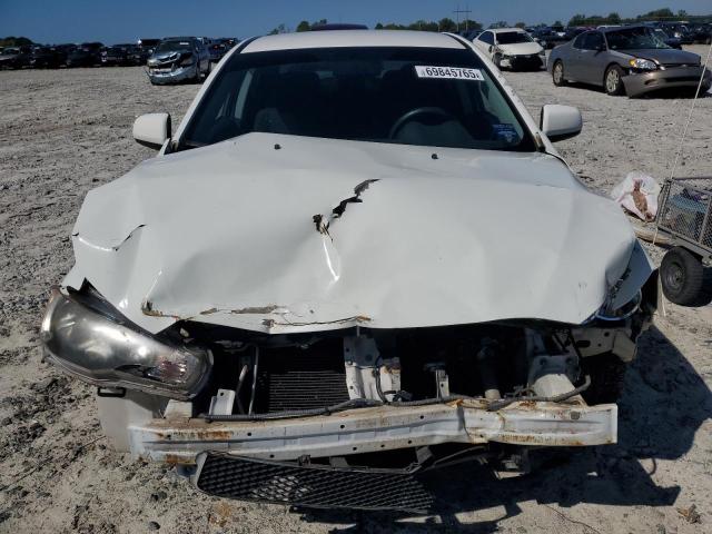 JA32U2FU9DU011577 - 2013 MITSUBISHI LANCER ES/ES SPORT Beyaz fotoğraf 5